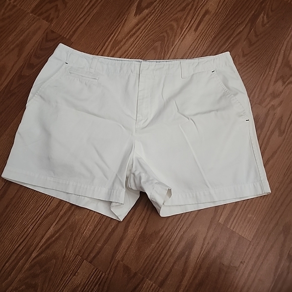 Tommy Hilfiger Pants - Tommy‎ Hilfiger White Casual Shorts Size 14 Cotton